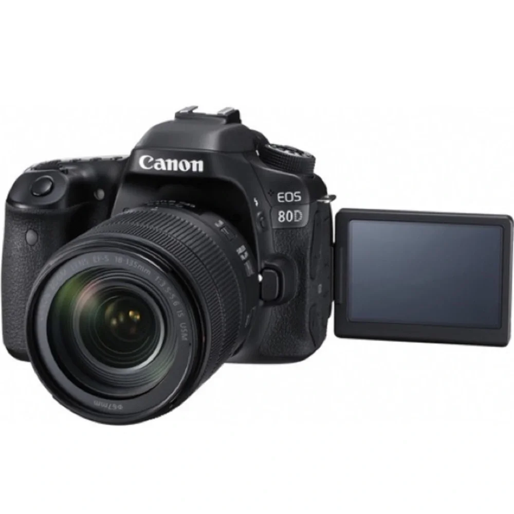COPY - Canon 80D 18-135mm lens